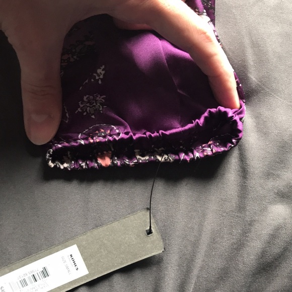 APT. 9 small plum combo shirt with elastic stretch band on bottom and sleeves. - Picture 8 of 10